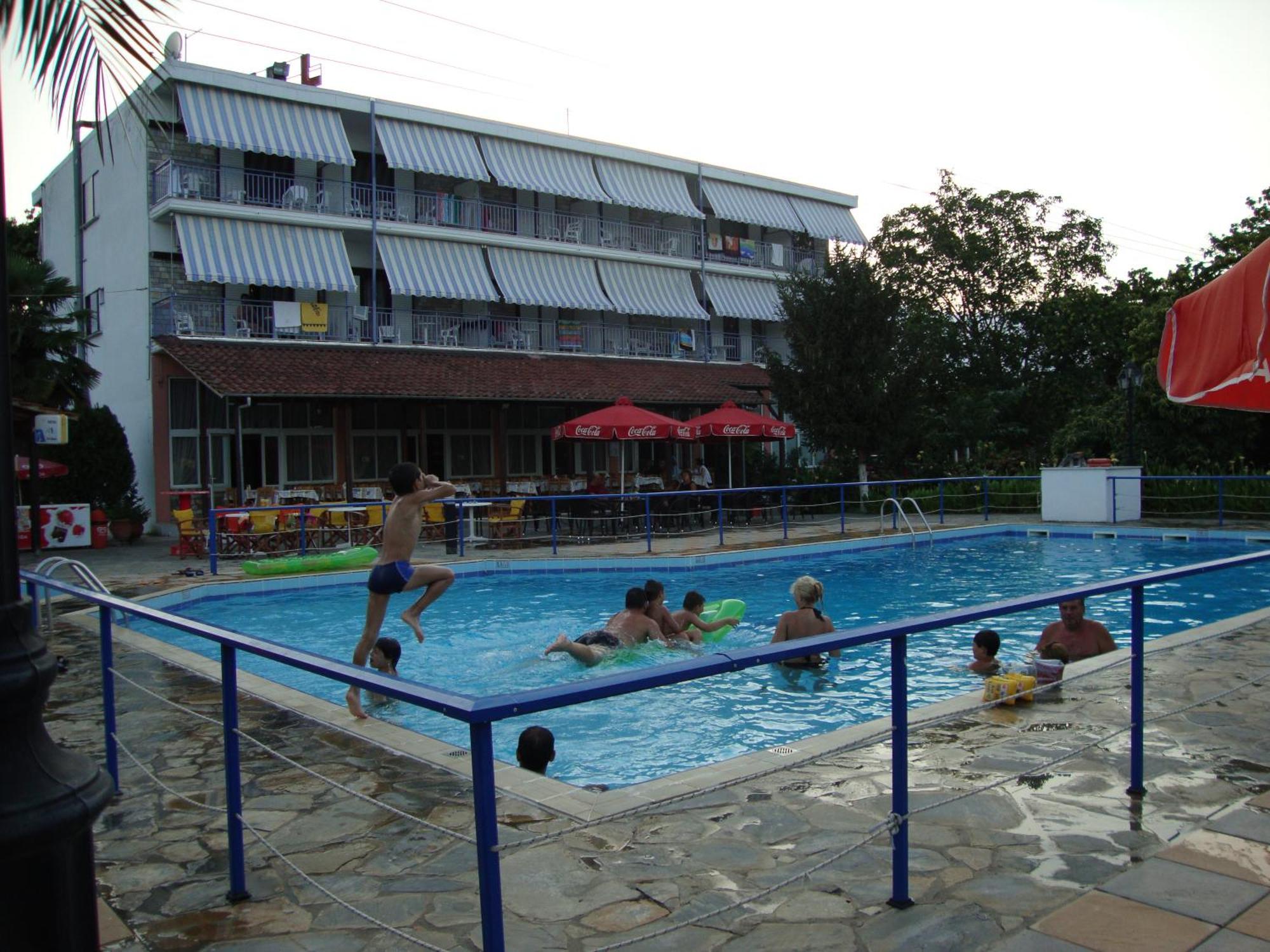 Hotel Pantazis Паралия Пантелеймона Экстерьер фото