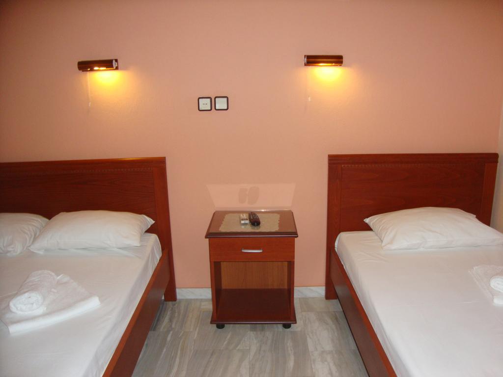 Hotel Pantazis Паралия Пантелеймона Экстерьер фото