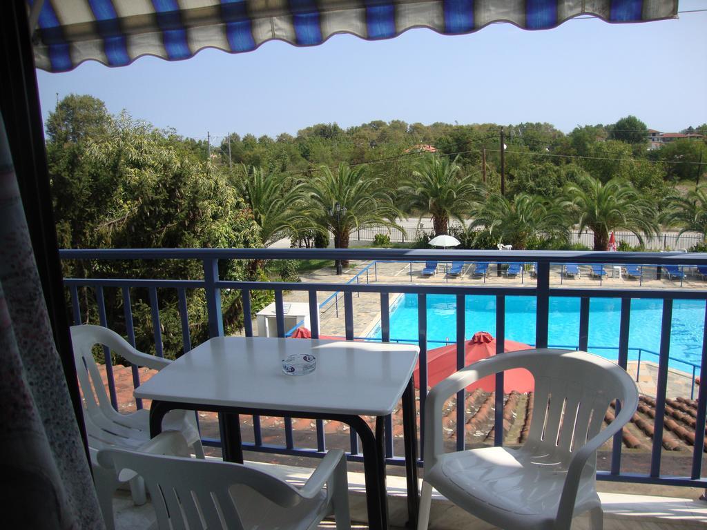 Hotel Pantazis Паралия Пантелеймона Экстерьер фото